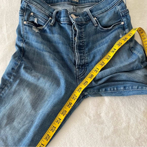 MOTHER The Stunner Ankle Fray Jeans in Graffiti Girl - Picture 15 of 16